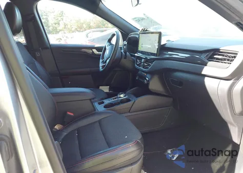 2023 Ford Escape St-Line z USA, uszkodzony, nr VIN 1FMCU9MN9PUA71353